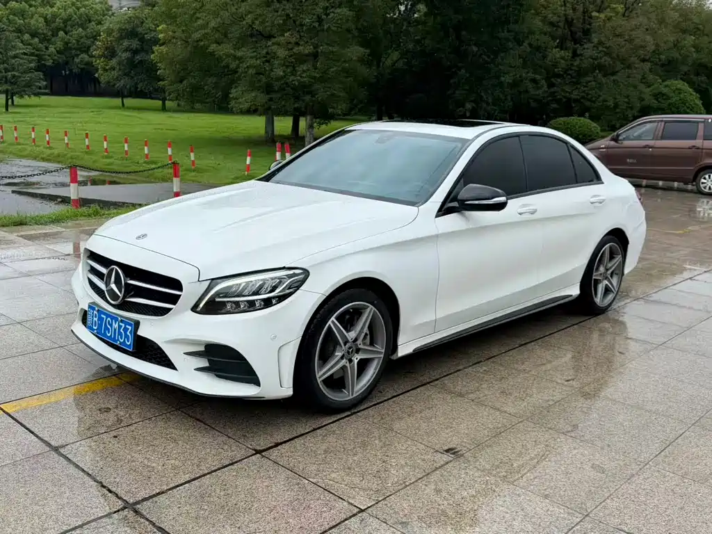Mercedes-Benz C-Class 2020