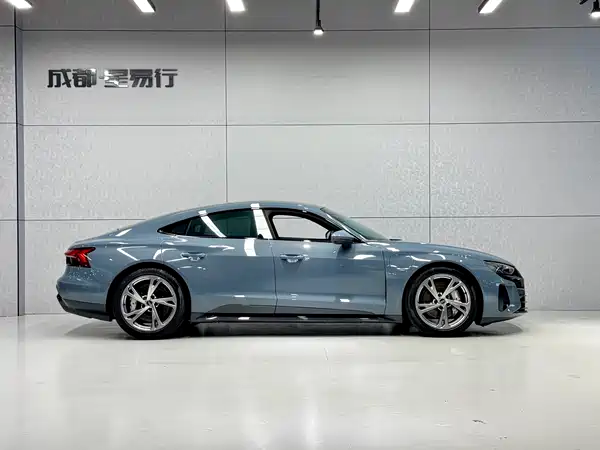 Audi e-tron GT 2024
