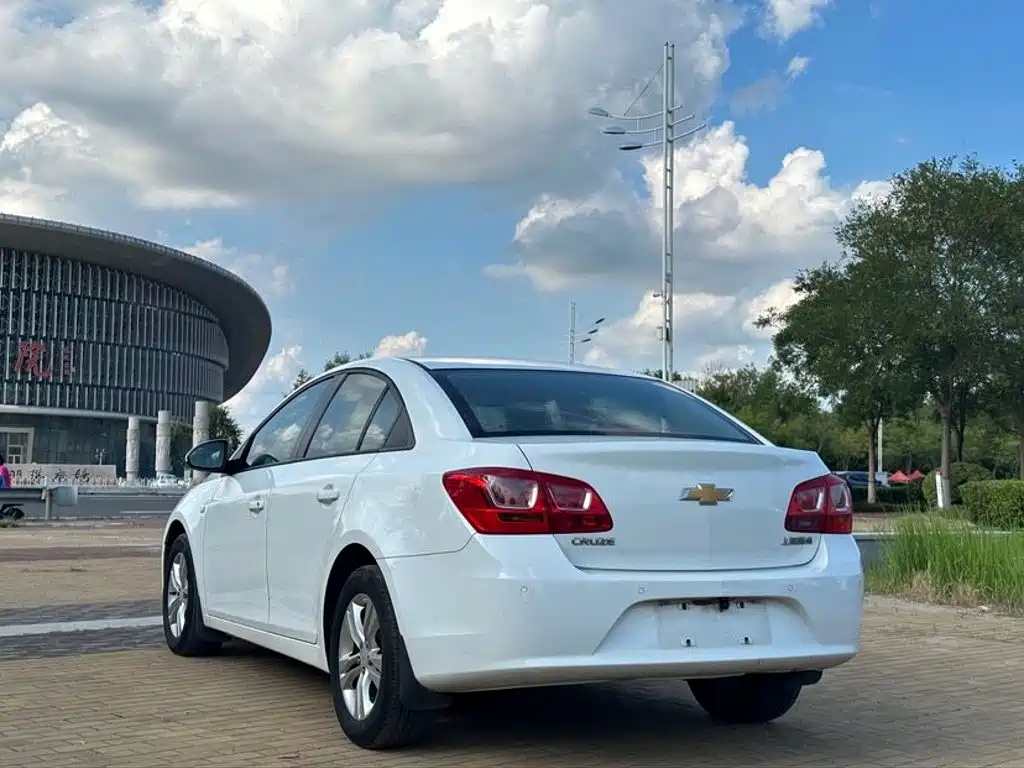 Chevrolet Cruze 2015 — фото 6
