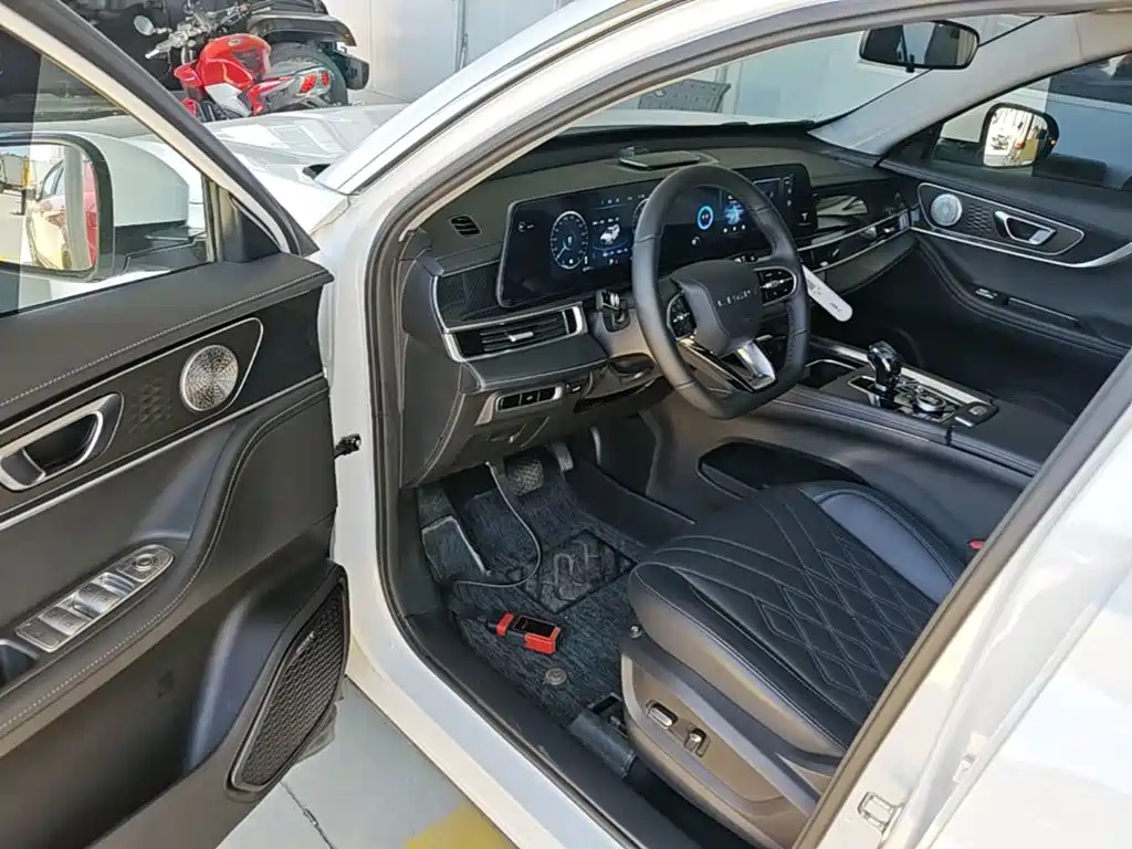 Chery Tiggo 7 PLUS 2024 — фото 16
