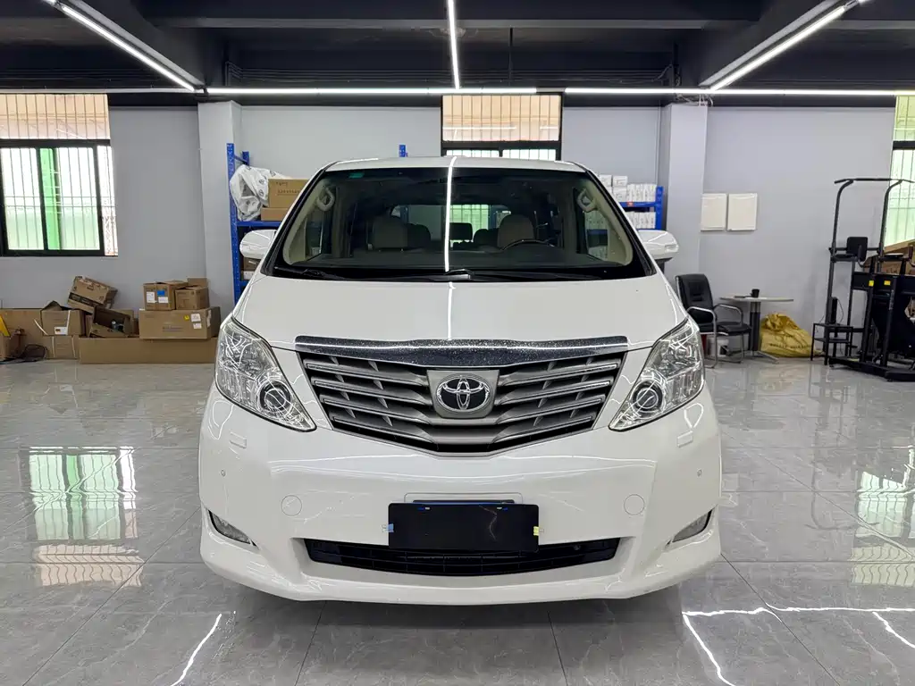 Toyota Alphard 2011 — фото 2