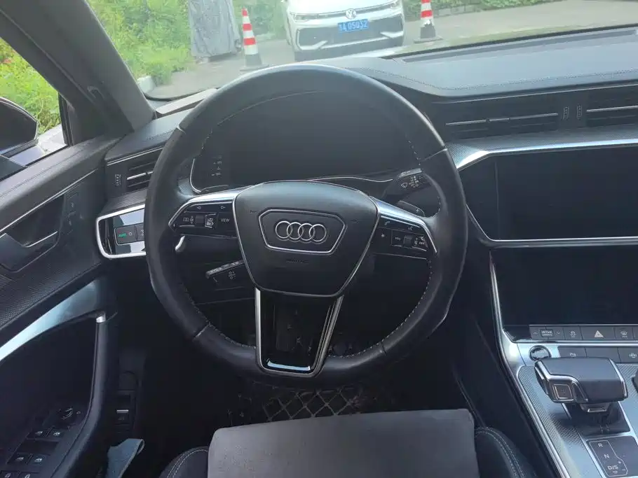 Audi A6L 2021 — фото 15