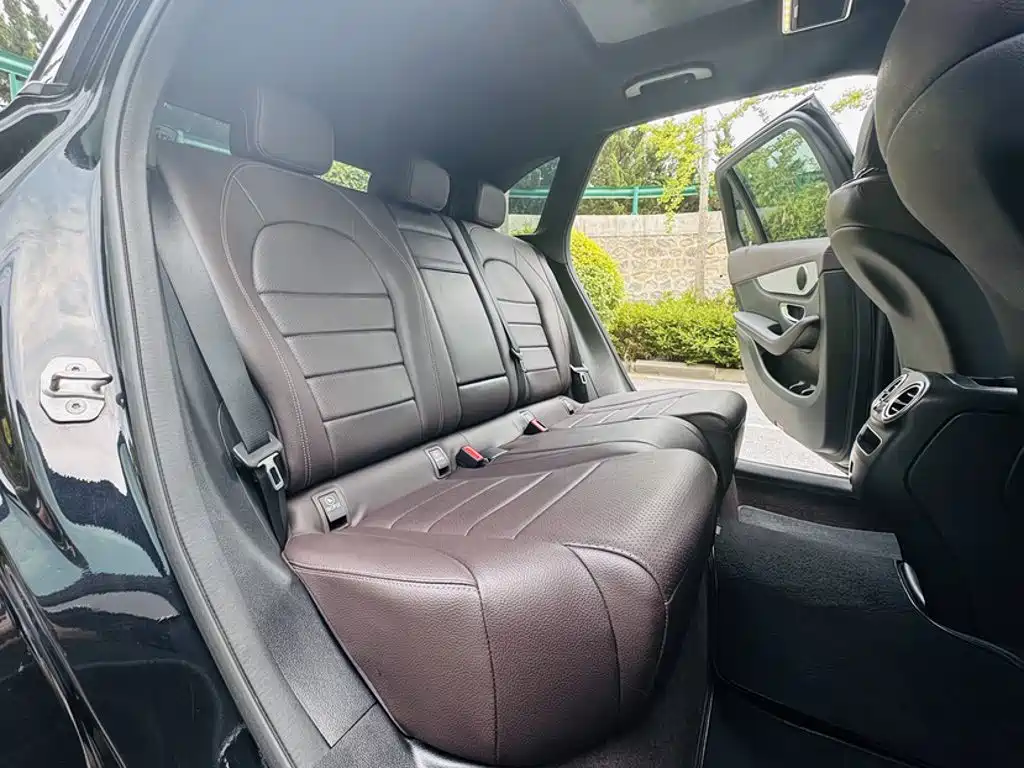 Mercedes-Benz GLC 2020 — фото 24