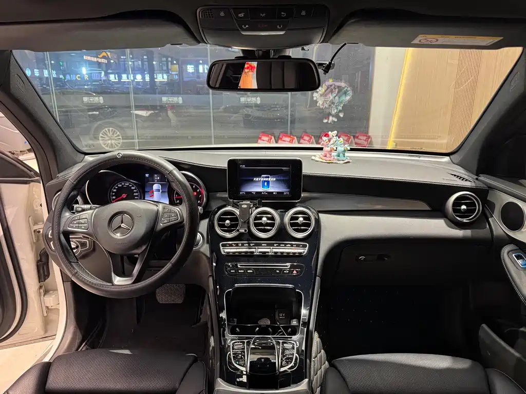 Mercedes-Benz GLC 2019 — фото 12