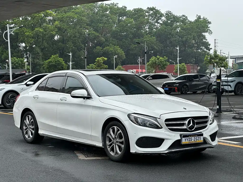 Mercedes-Benz C-Class 2015