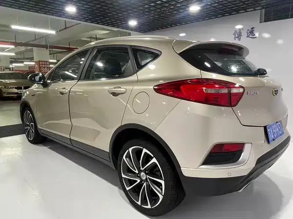 Geely Emgrand GS 2017