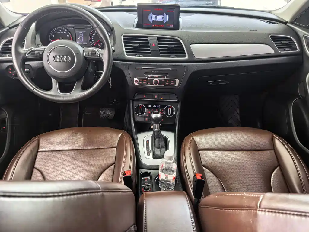 Audi Q3 2018 — фото 11