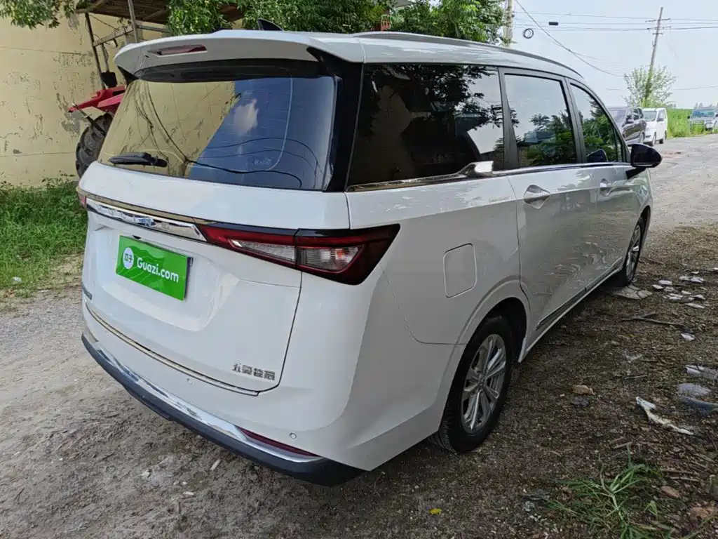 Wuling Jiachen 2023