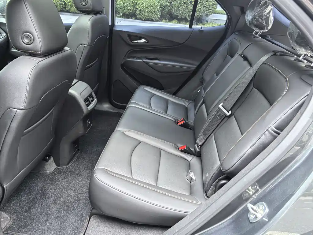 Chevrolet Equinox 2018 — фото 20