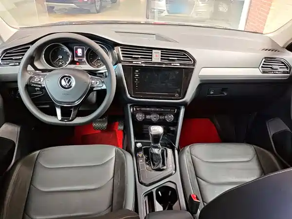 Volkswagen Tiguan L 2021