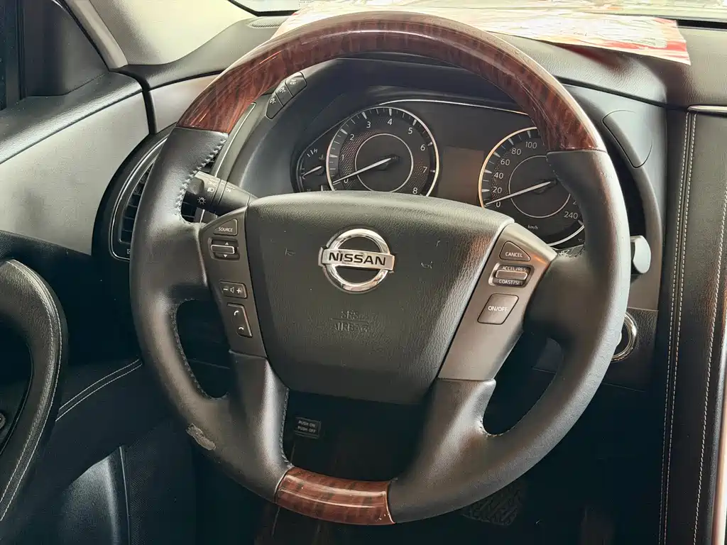 Nissan Patrol 2020 — фото 10