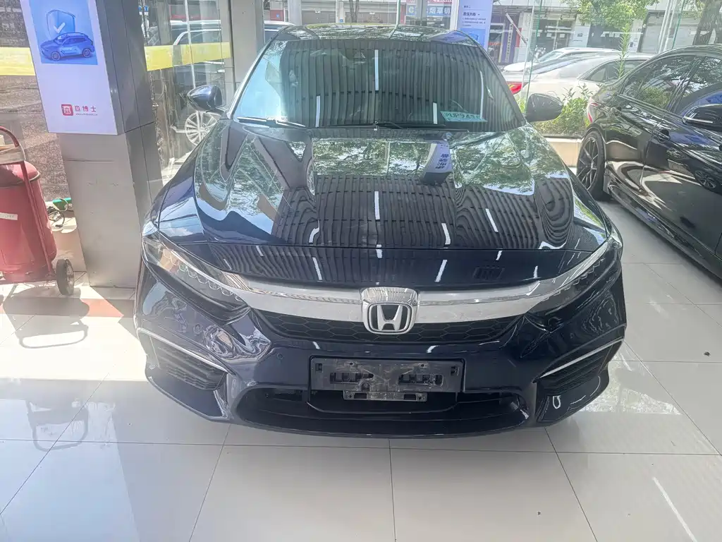 Honda Inspire 2019 — фото 2