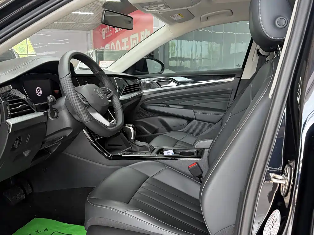 Volkswagen Passat 2022