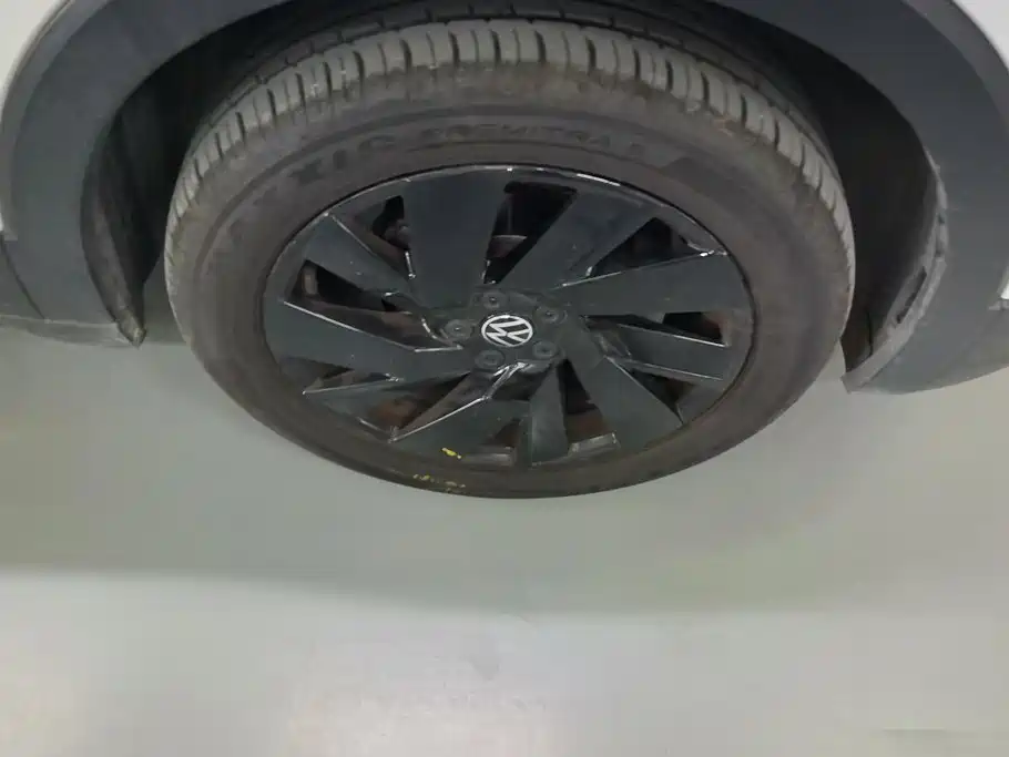 Volkswagen Tharu 2025