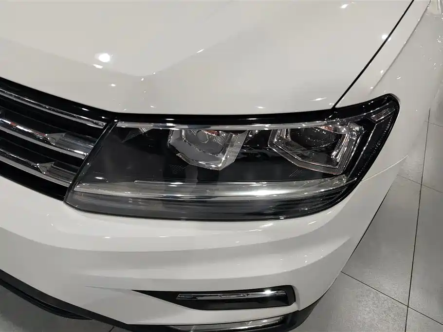 Volkswagen Tiguan L 2019 — фото 5