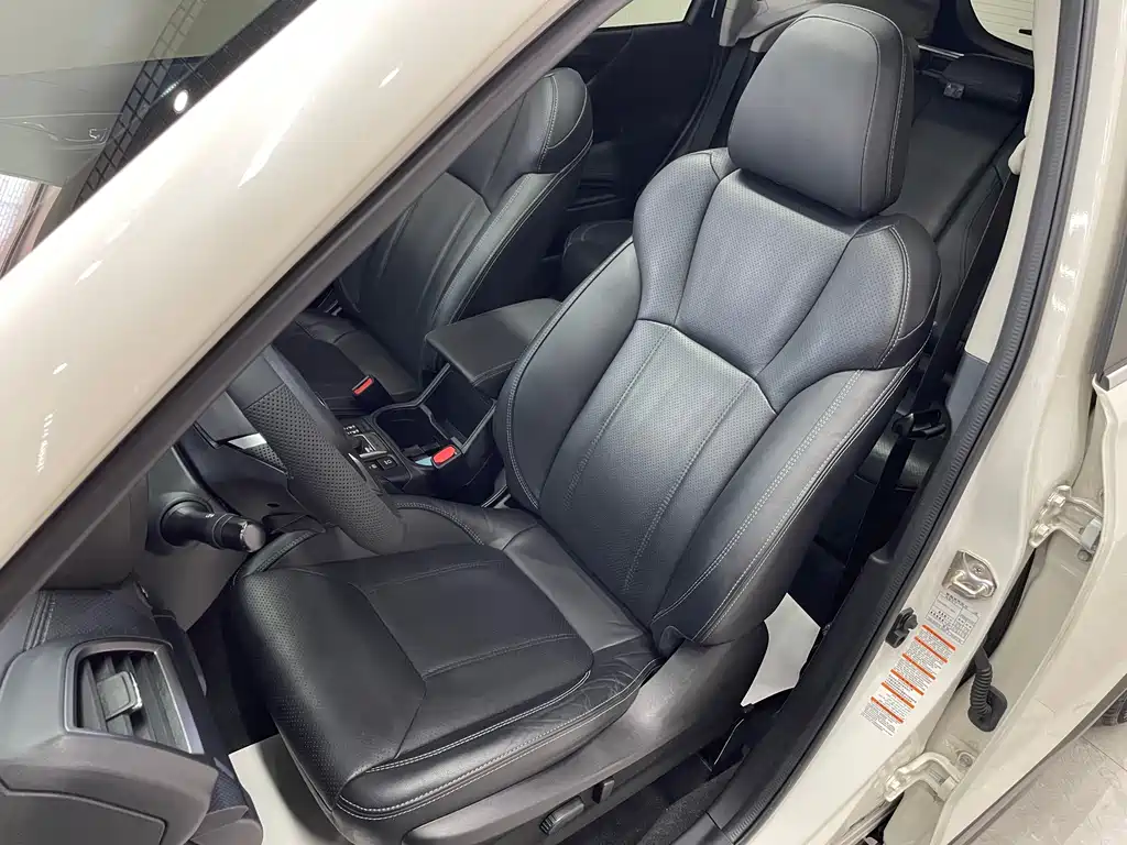 Subaru Forester 2019 — фото 14