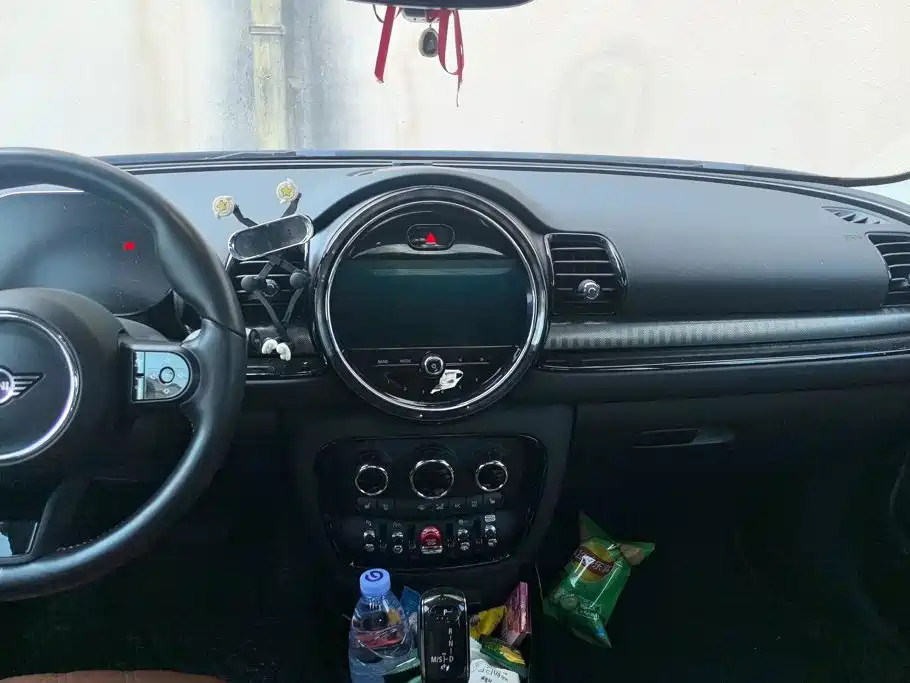 MINI Clubman 2021 — фото 12
