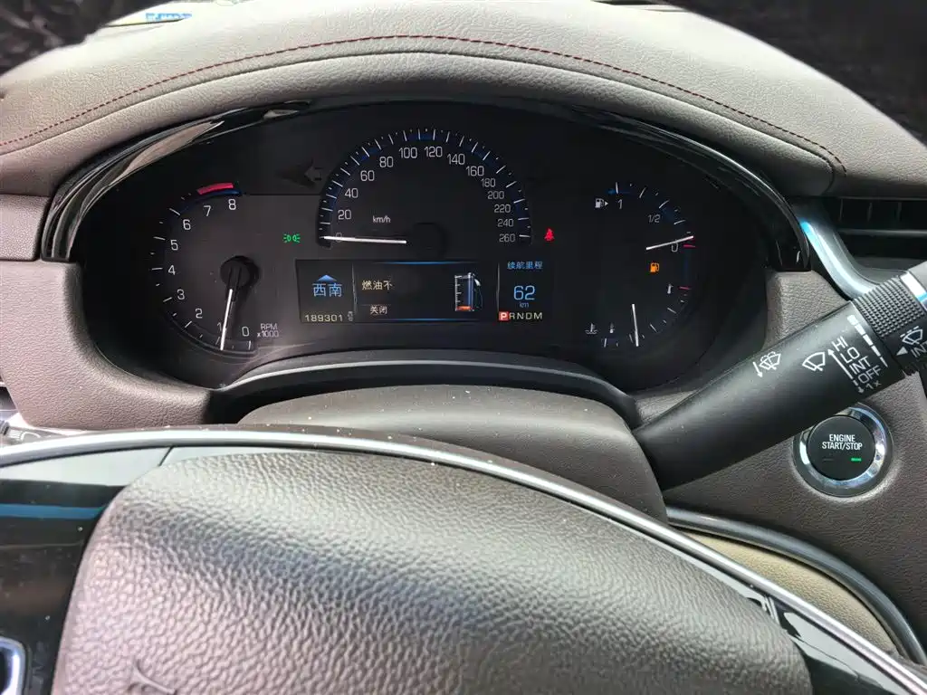 Cadillac XTS 2015 — фото 15