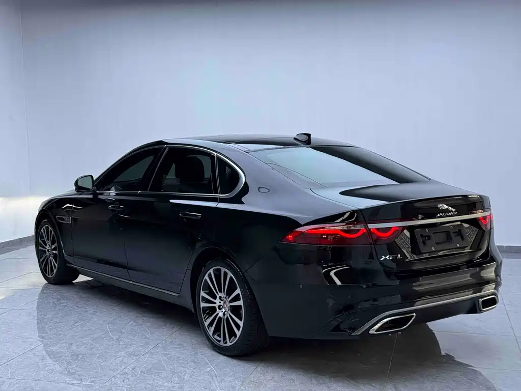Jaguar XFL 2024