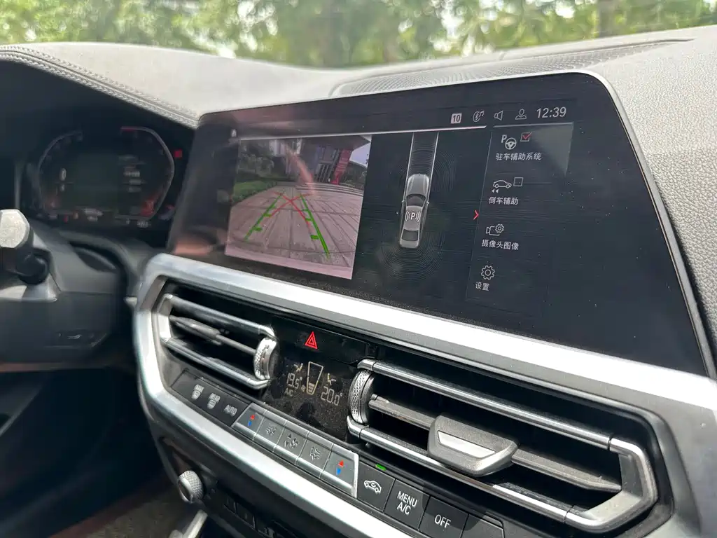 BMW 3 Series 2020 — фото 15