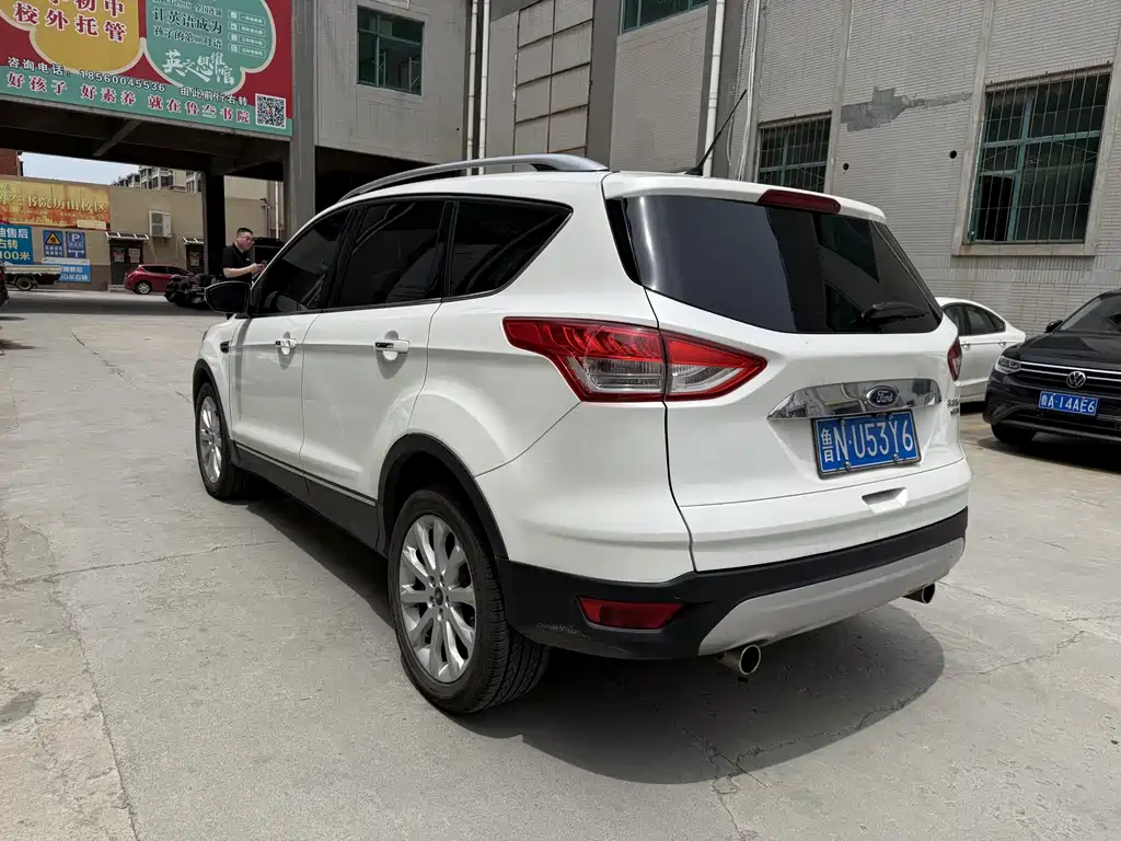 Ford Kuga 2016 — фото 6
