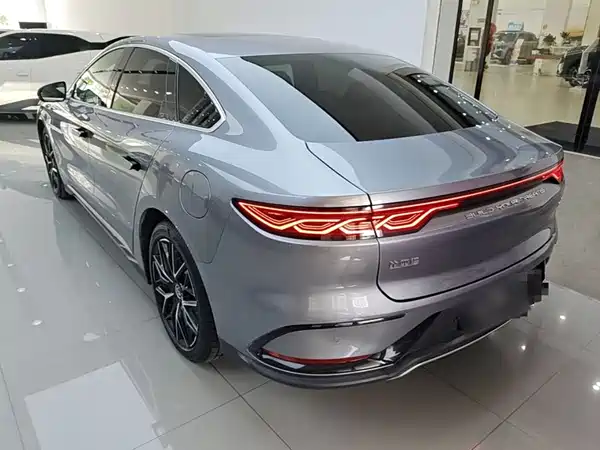 BYD Han 2025