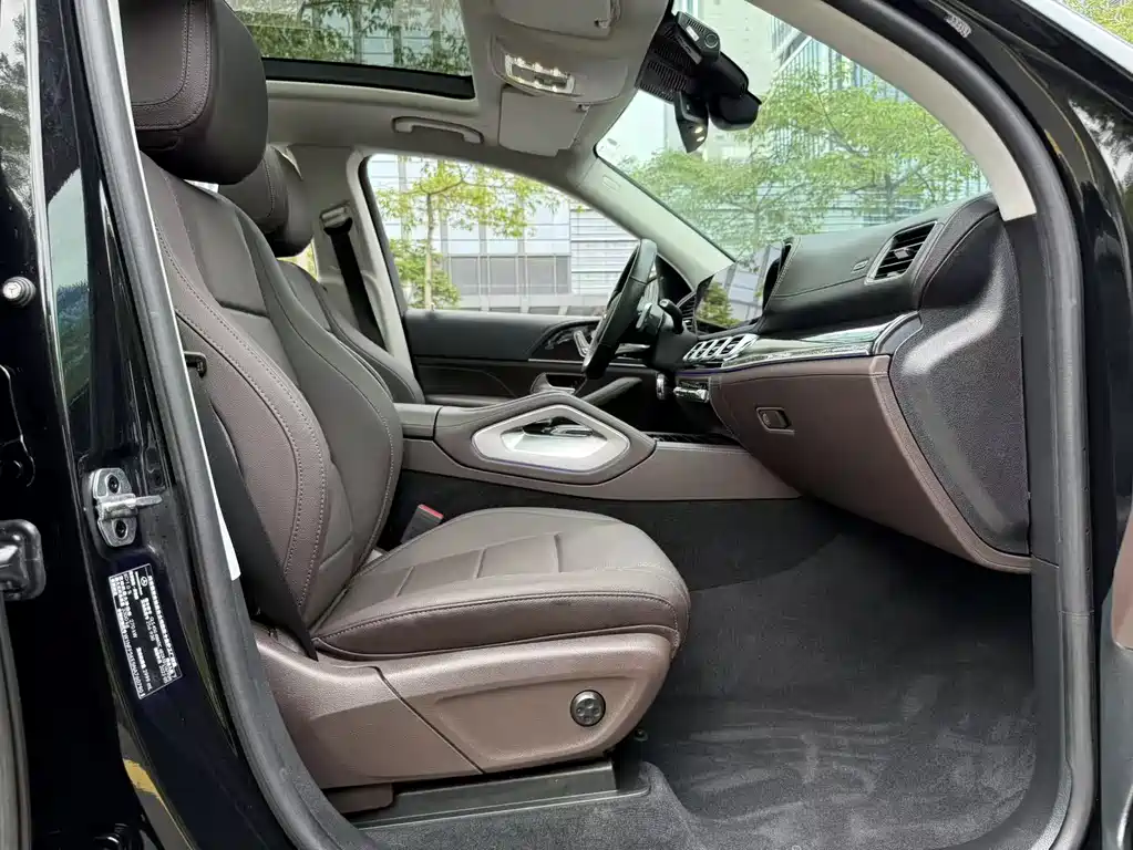 Mercedes-Benz GLS 2023 — фото 14