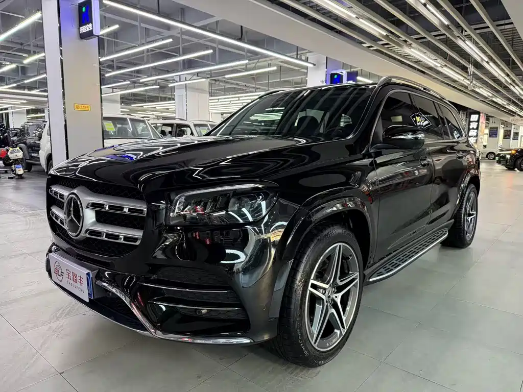 Mercedes-Benz GLS 2023 — фото 1