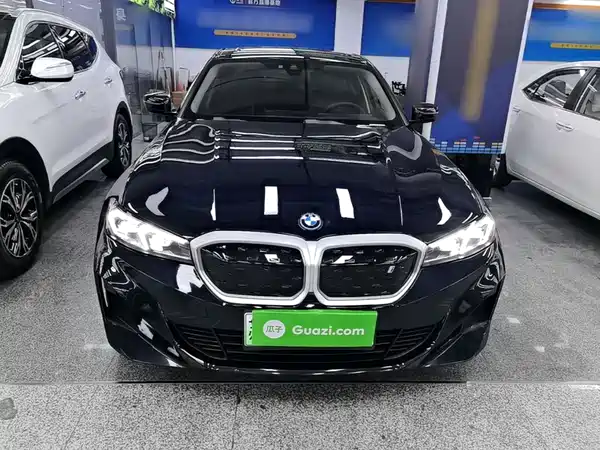 BMW i3 2024