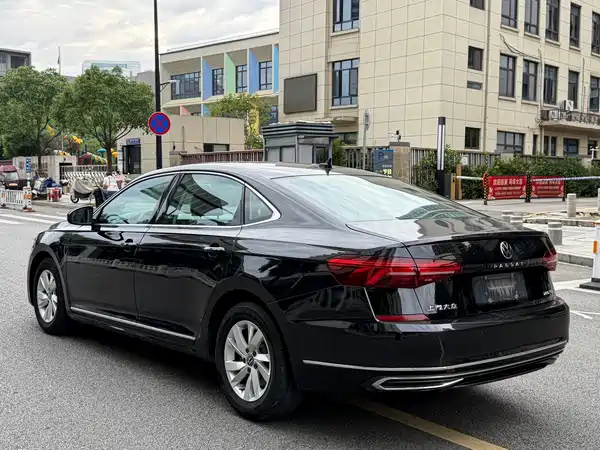 Volkswagen Passat 2021
