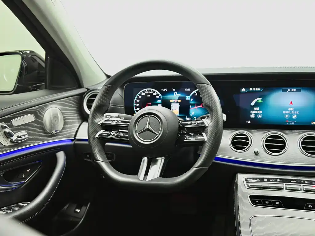 Mercedes-Benz E-Class 2021 — фото 12