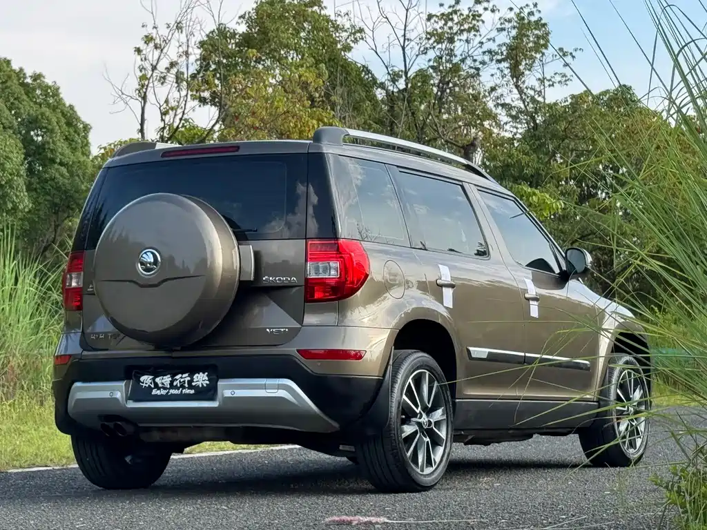 Skoda Yeti 2014 — фото 10