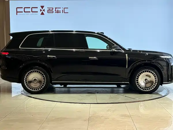 Voyah Taishan 2025