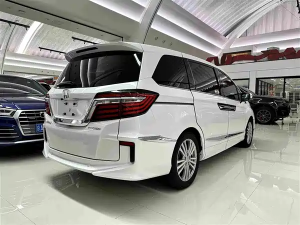 Honda Elysion 2019