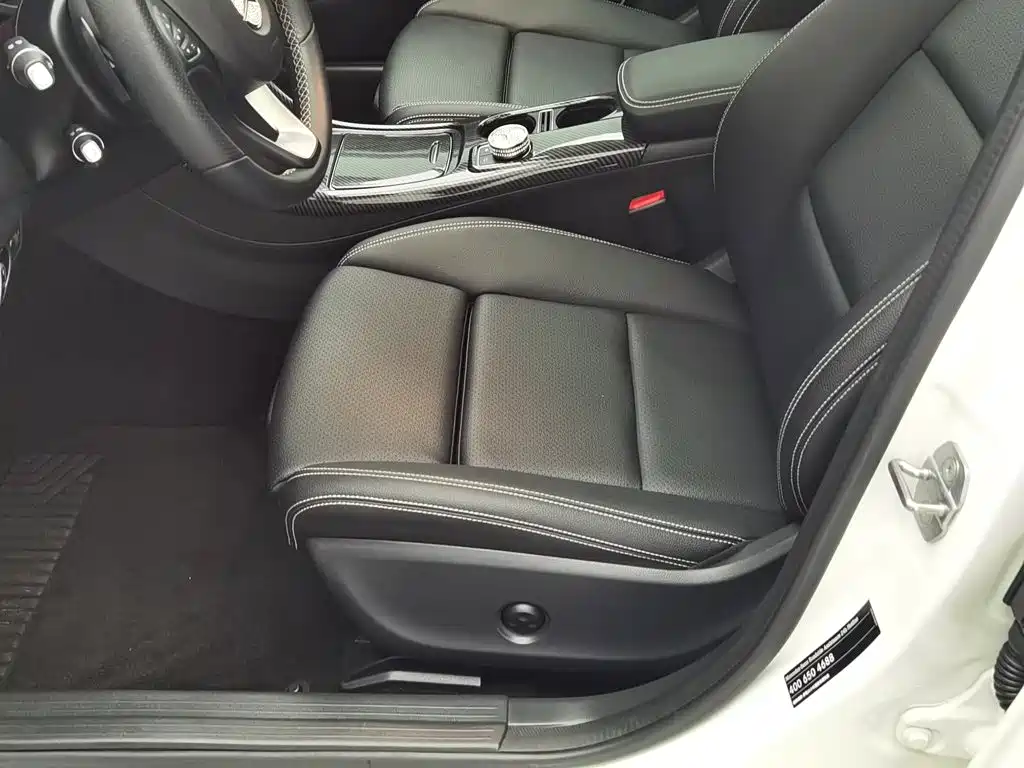 Mercedes-Benz GLA 2018 — фото 20
