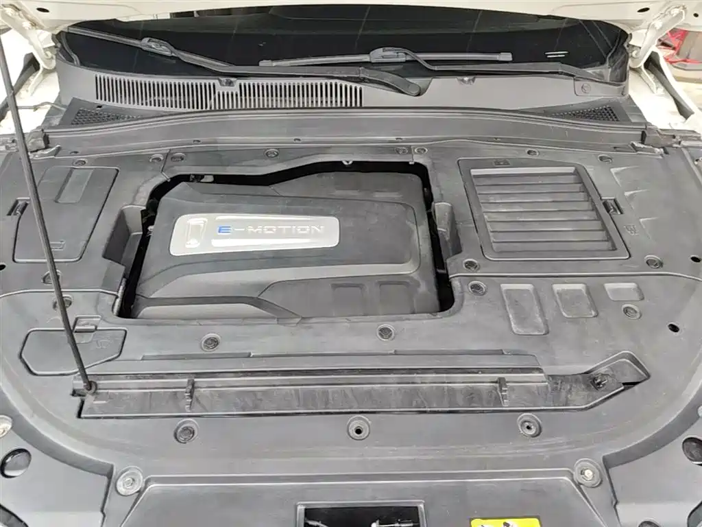 Bestune T77 2019 — фото 20