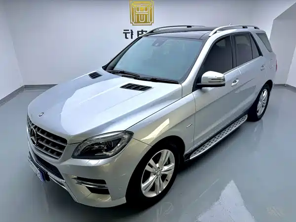 Mercedes-Benz M-Class 2012