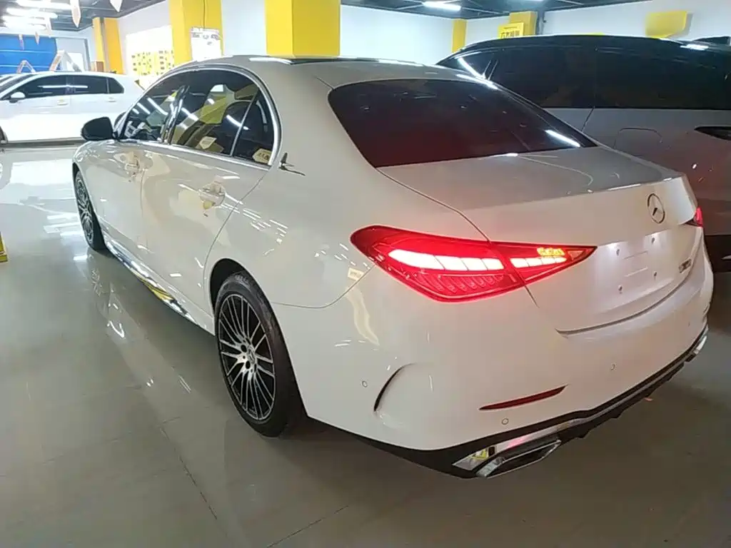 Mercedes-Benz C-Class 2022