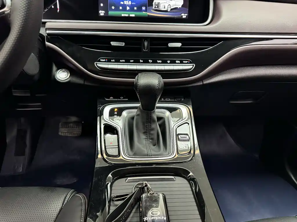 GAC Motor Trumpchi M6 2025 — фото 19