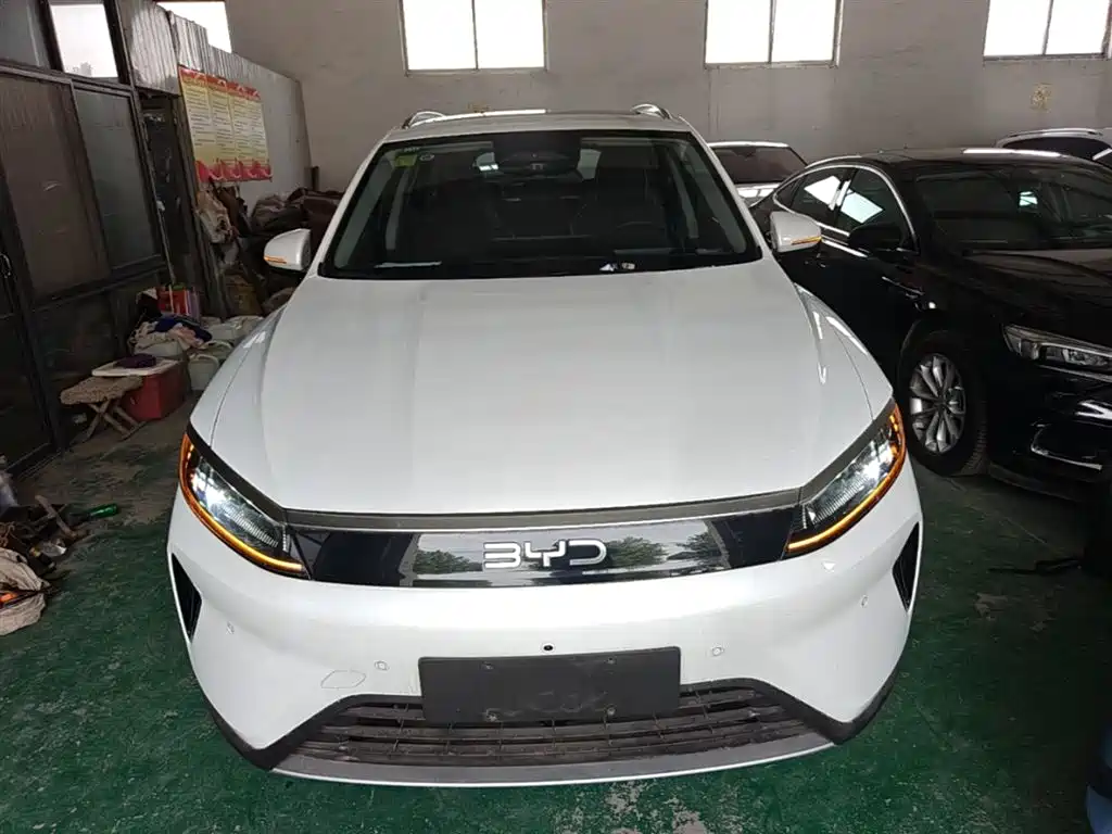 BYD Seal 05 DM-i 2025 — фото 3