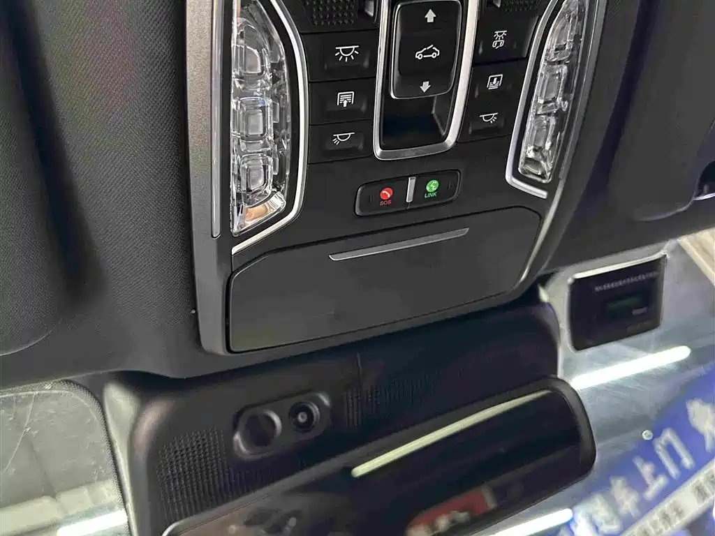 GAC Motor Trumpchi GS8 2022 — фото 12