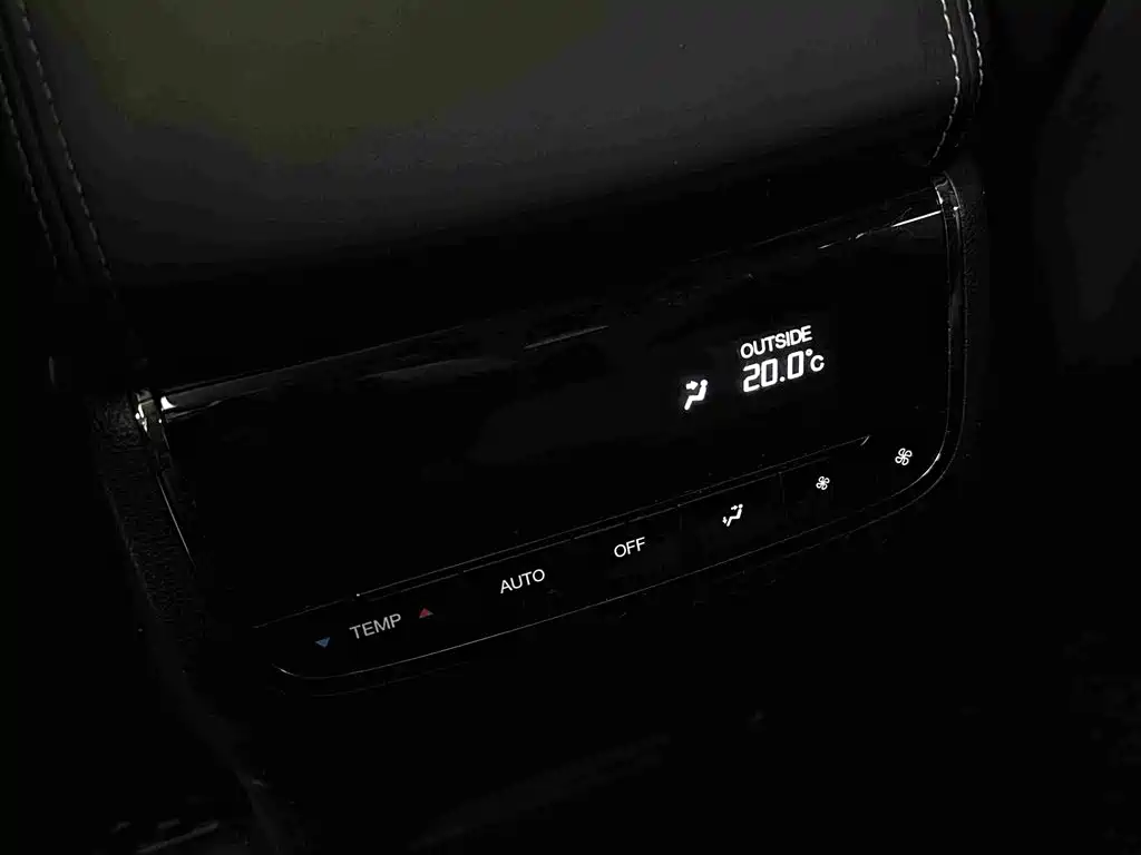 GAC Motor Trumpchi GS8 2022 — фото 26