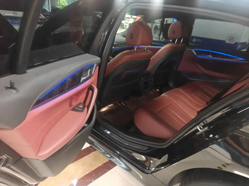 BMW 5 Series 2020