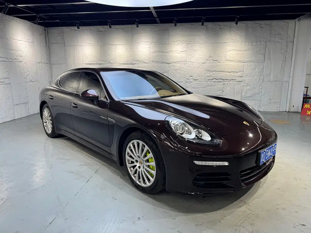 Porsche Panamera New Energy 2017 — фото 3