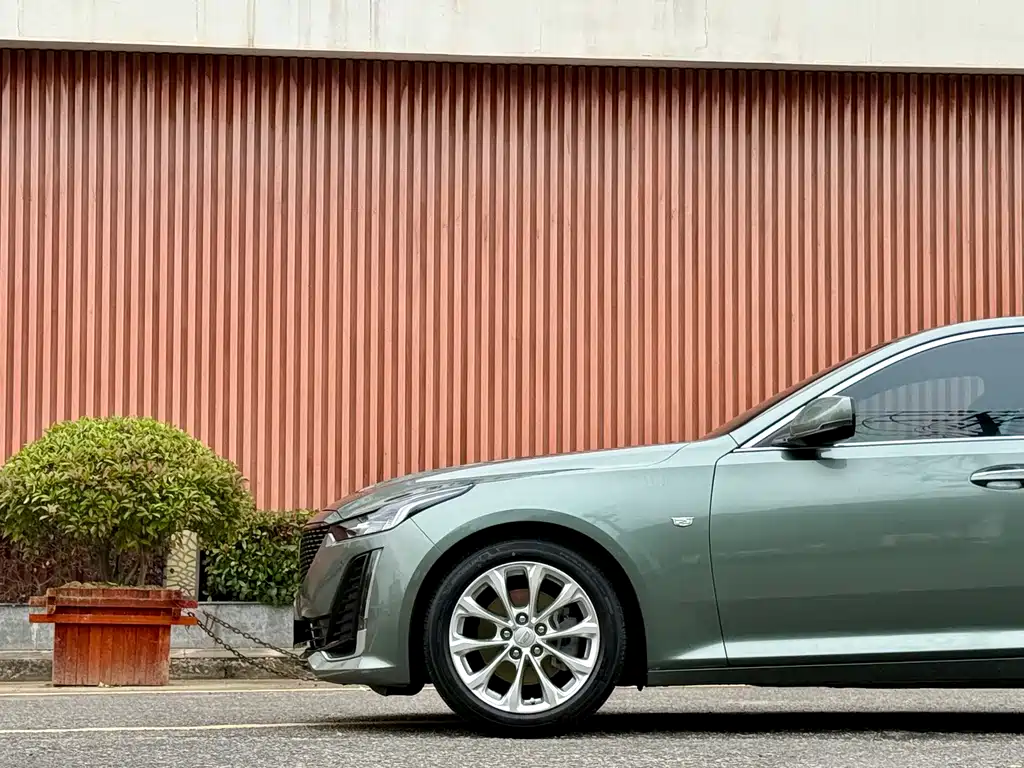 Cadillac CT5 2023 — фото 3