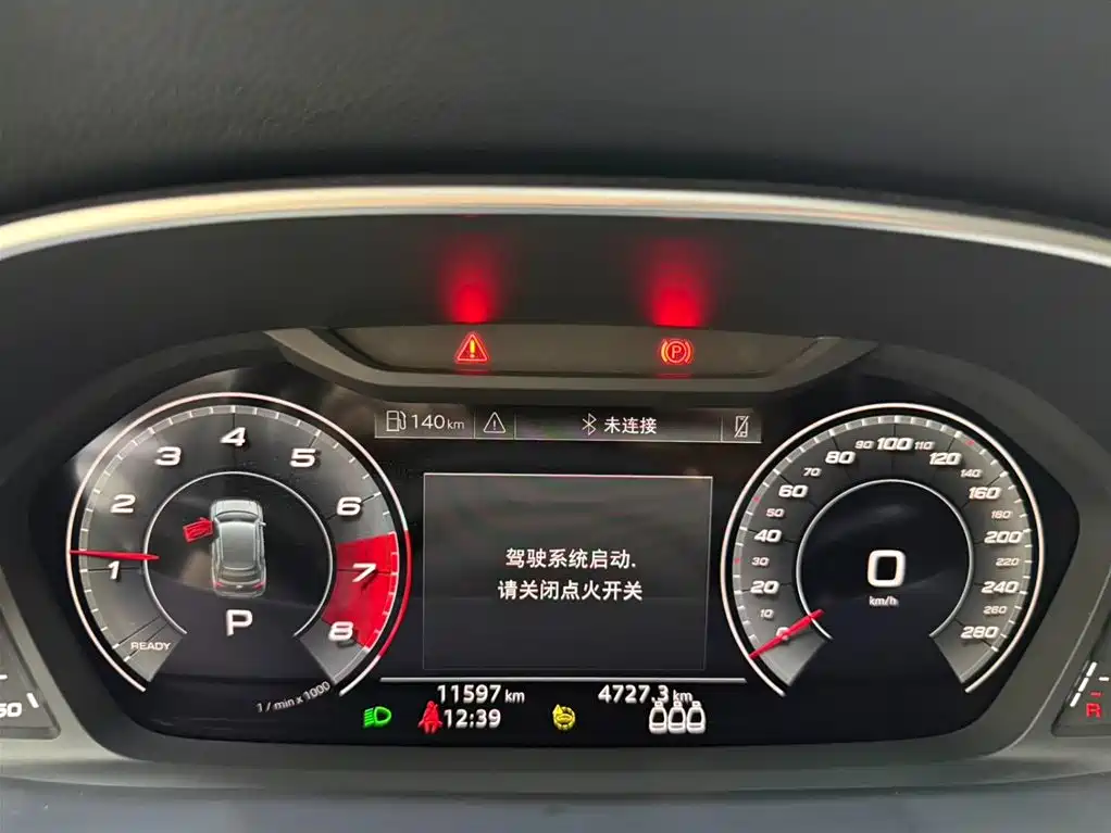 Audi Q3 2022 — фото 10