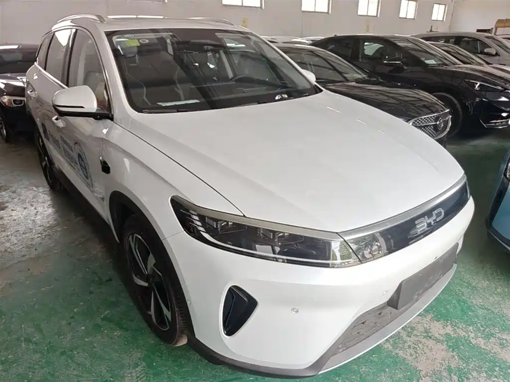 BYD Seal 05 DM-i 2025 — фото 4