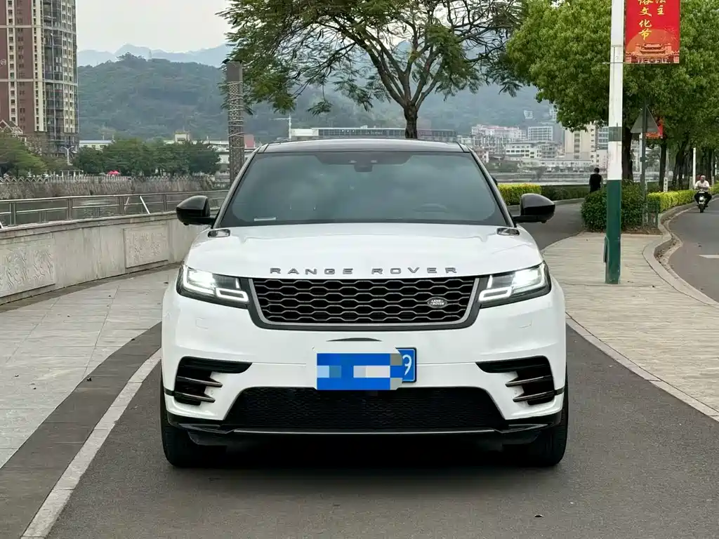 Land Rover Velar 2020 — фото 2