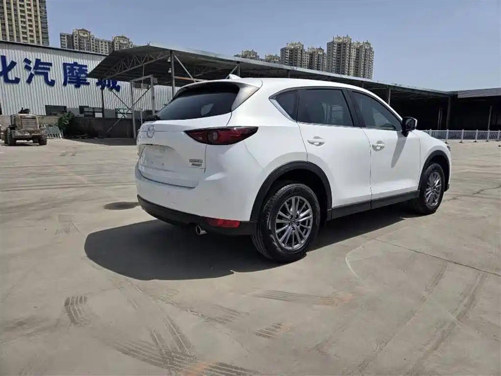 Mazda CX-5 2018 — фото 8
