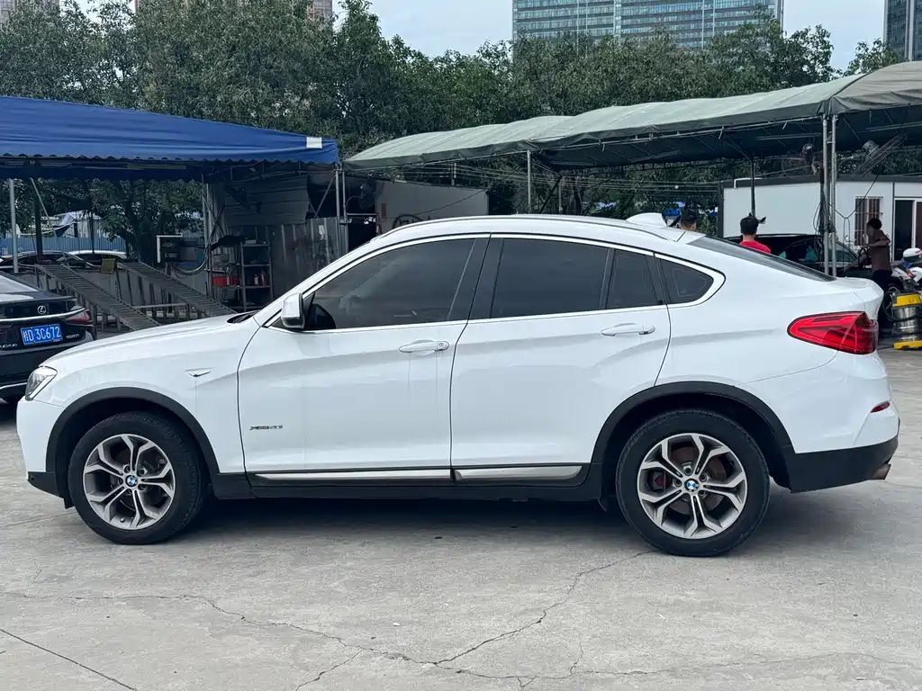 BMW X4 2015 — фото 7